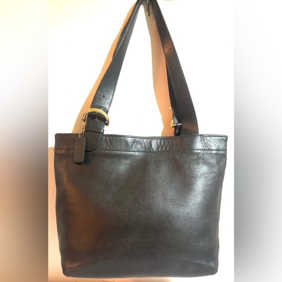 Coach vintage black leather shoulder handbag - Picture 1 of 8